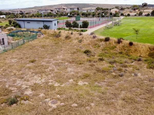 812 m² Land available in Langebaan Country Estate