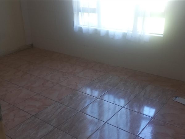 3 Bedroom Townhouse 3 Bedroom Townhouse