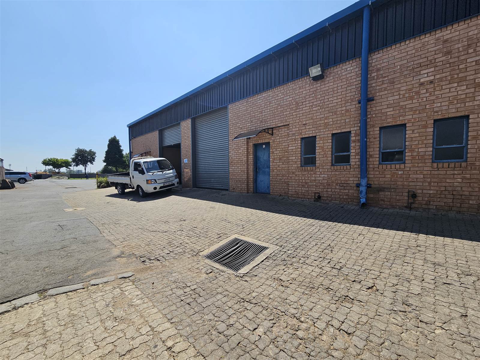 200  m² Industrial space in Benoni South photo number 1