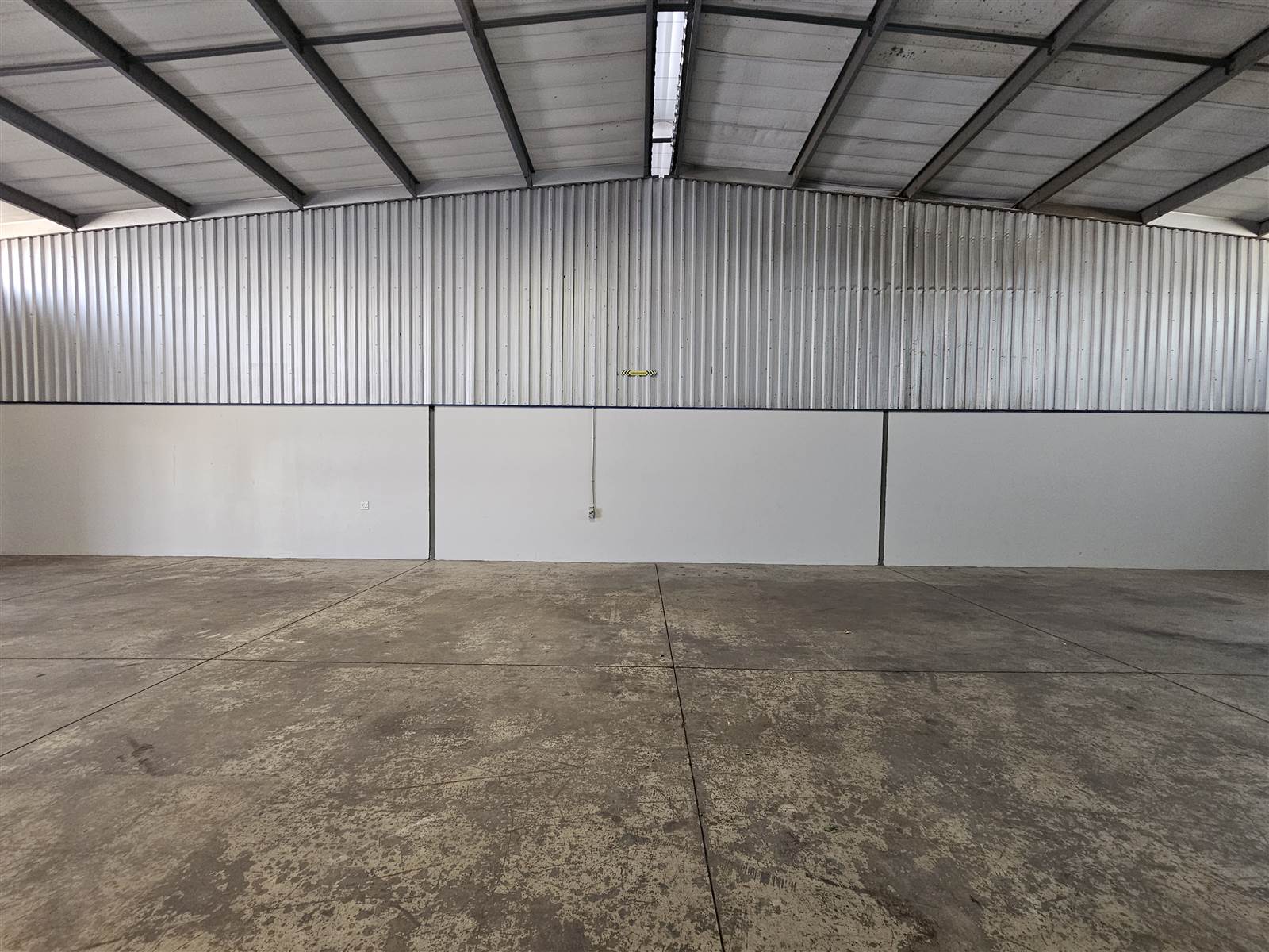 200  m² Industrial space in Benoni South photo number 7