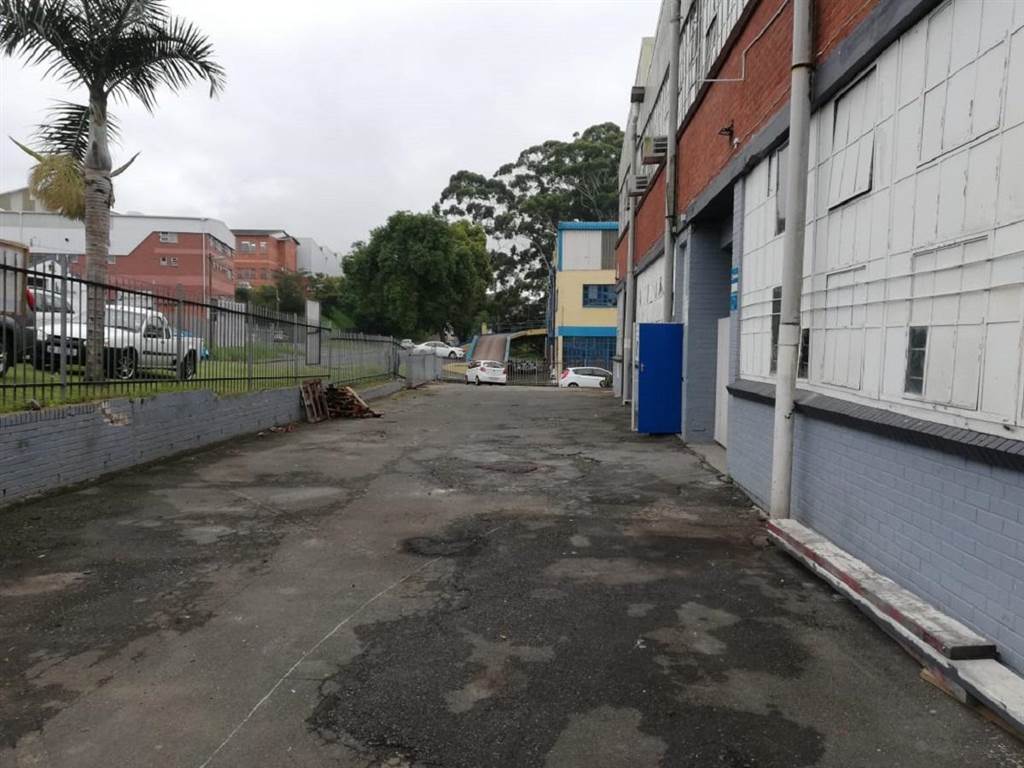700  m² Industrial space in Pinetown Central photo number 8