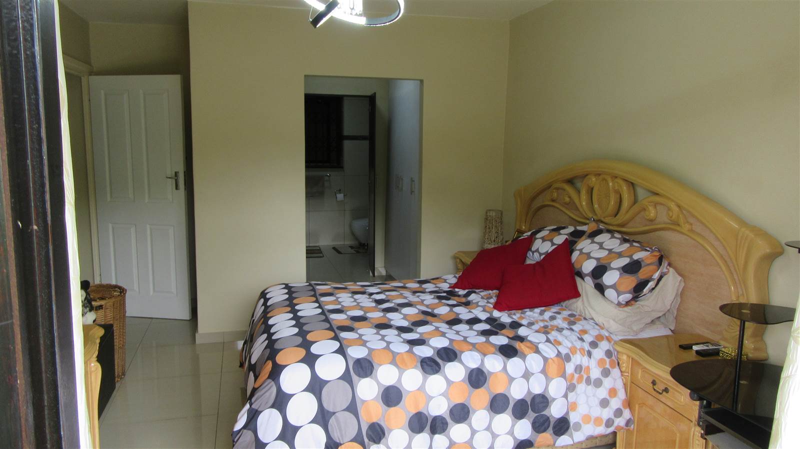 3 Bed Flat in Umgeni Park photo number 4