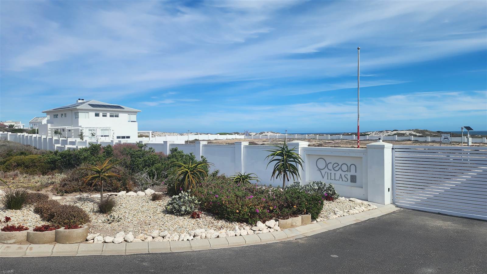 683 m² Land available in Yzerfontein photo number 9