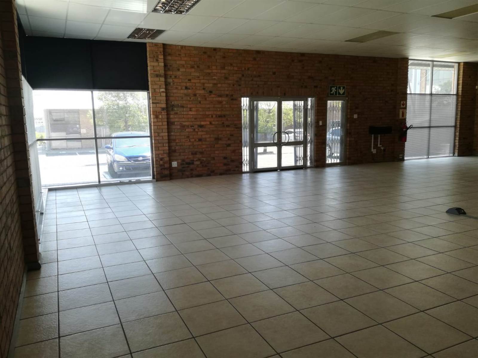 150  m² Commercial space in Secunda photo number 5
