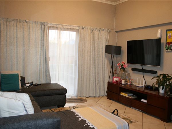 2 Bed Apartment in Laser Park