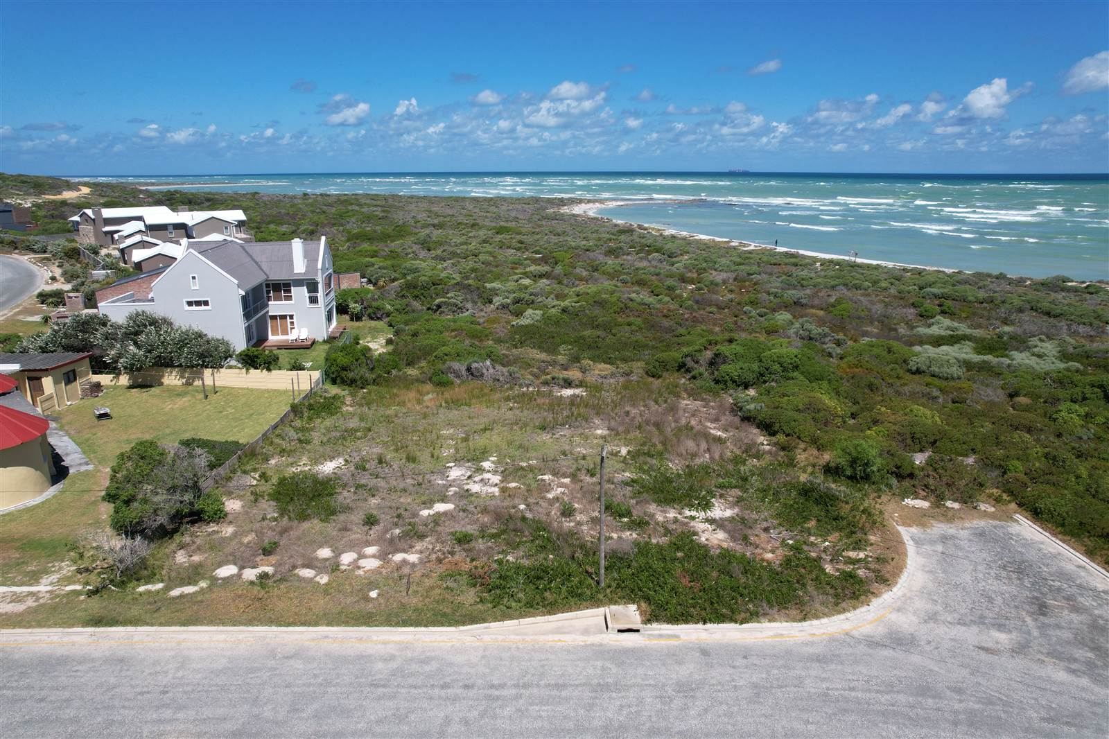 758 m² Land available in Suiderstrand photo number 11