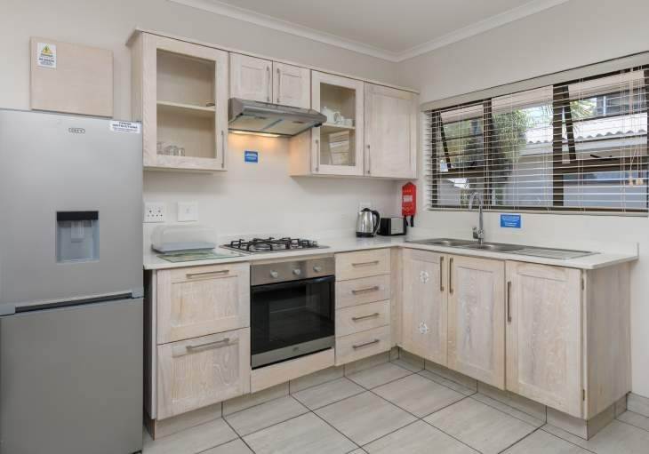 1 Bed Apartment in Melville photo number 2