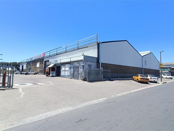 3236  m² Industrial space in Epping