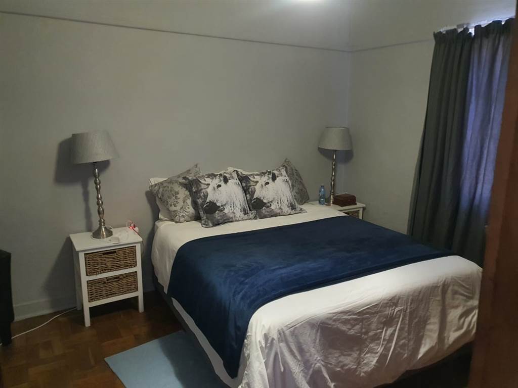 2 Bed House in Paarl photo number 8
