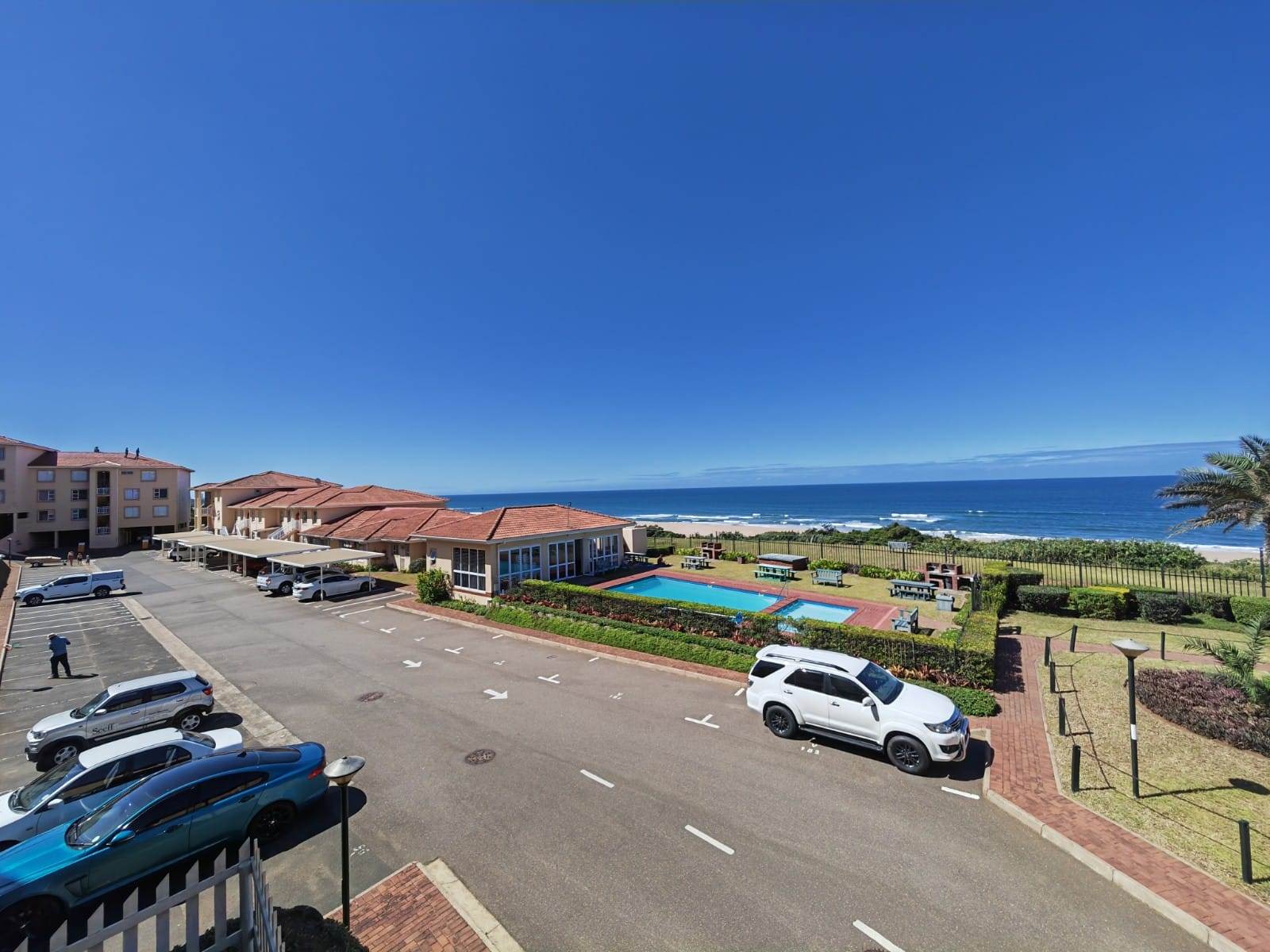 3 Bed Flat in Illovo Beach photo number 26