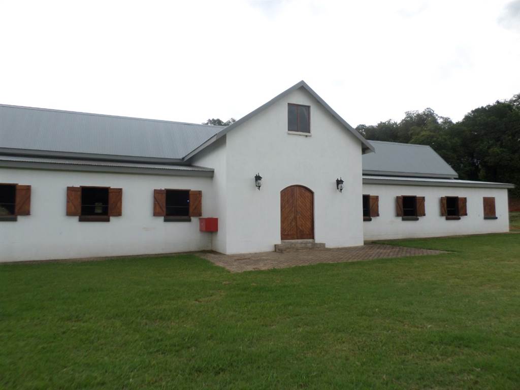 4 Bed House in Tzaneen photo number 12