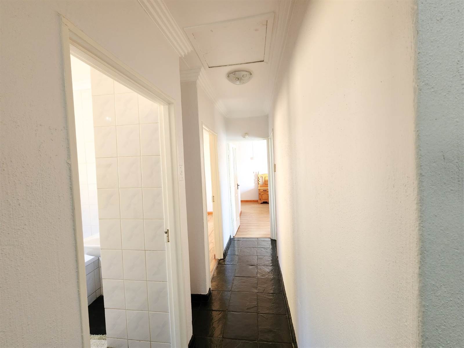 3 Bed House in Eike Park photo number 9