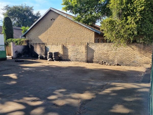 360 m² Commercial space 360 m² Commercial space