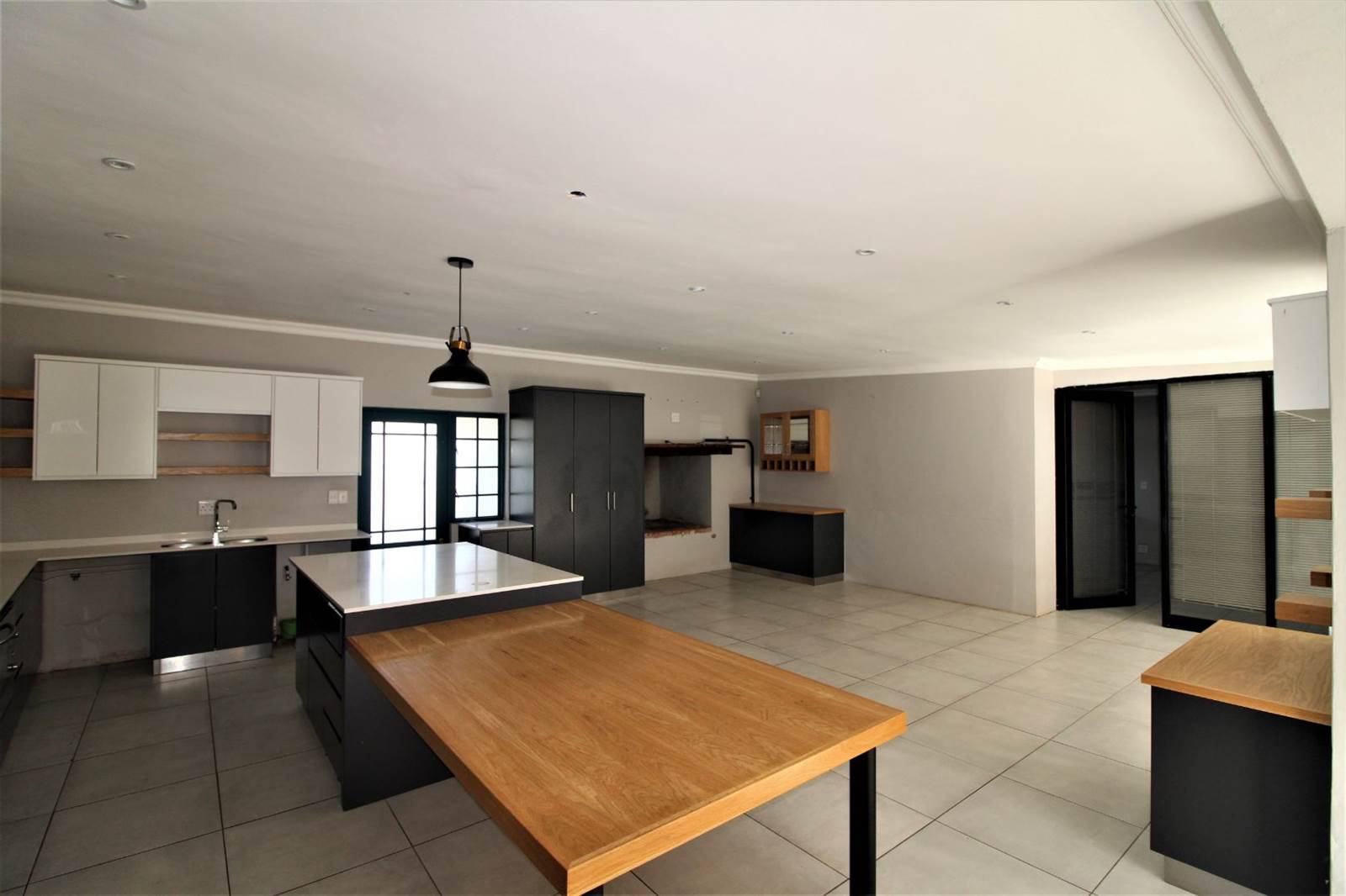 6 Bed House in Swellendam photo number 6