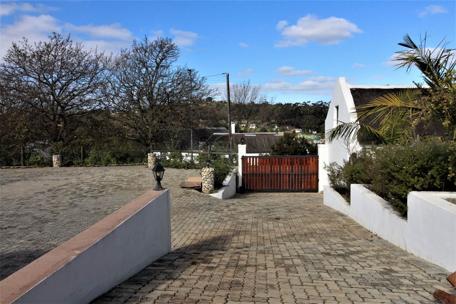 6 Bed House in Swellendam photo number 3