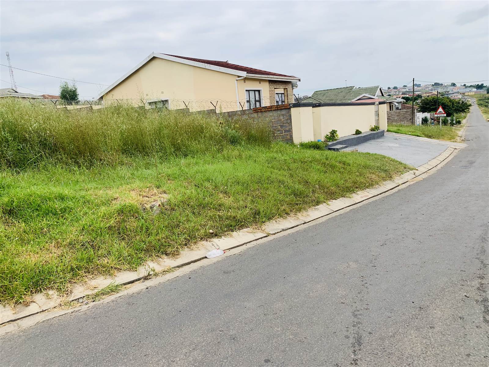 306 m² Land available in Southernwood photo number 5