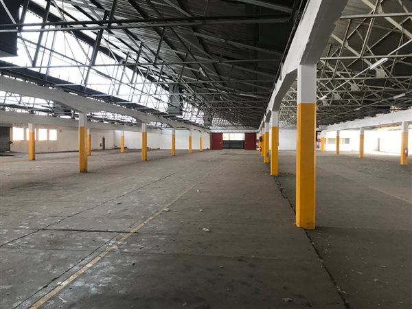 3685  m² Industrial space