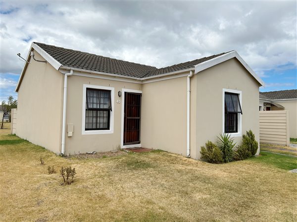 3 Bed Townhouse in Strand Central