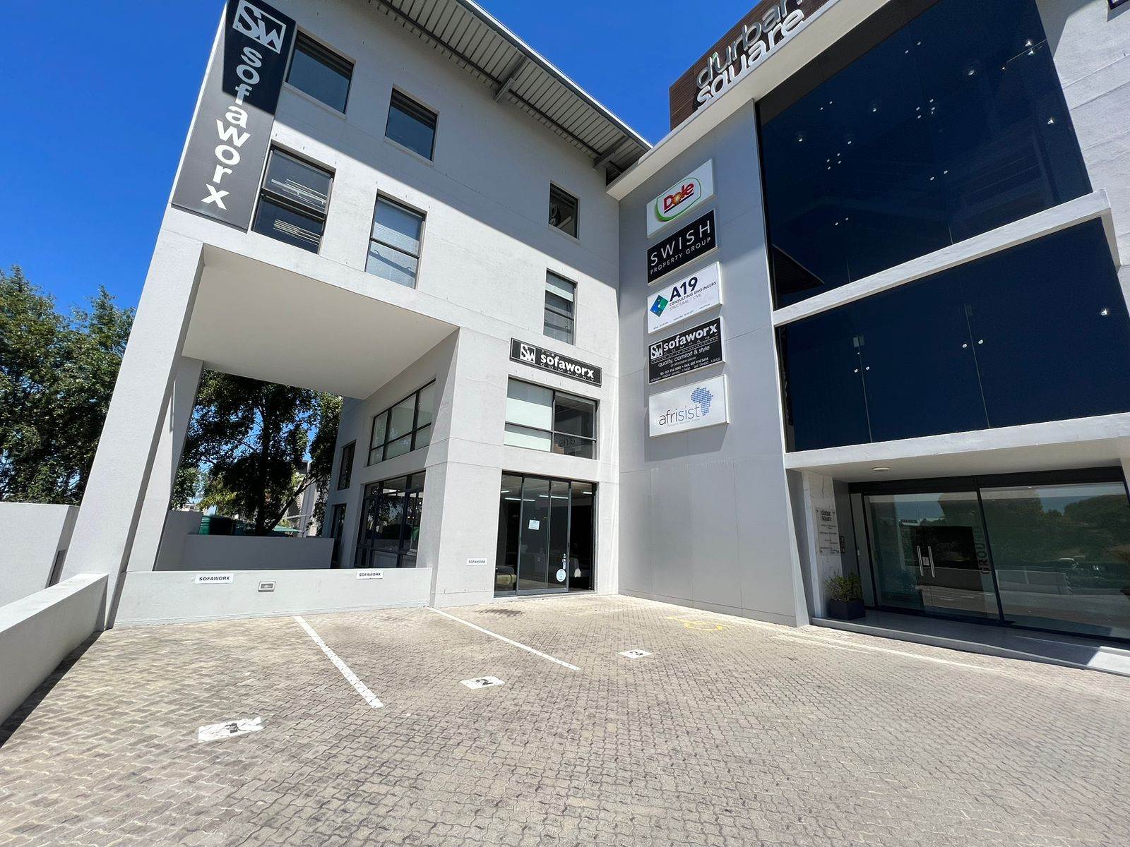 103  m² Commercial space in Bellville Central photo number 1