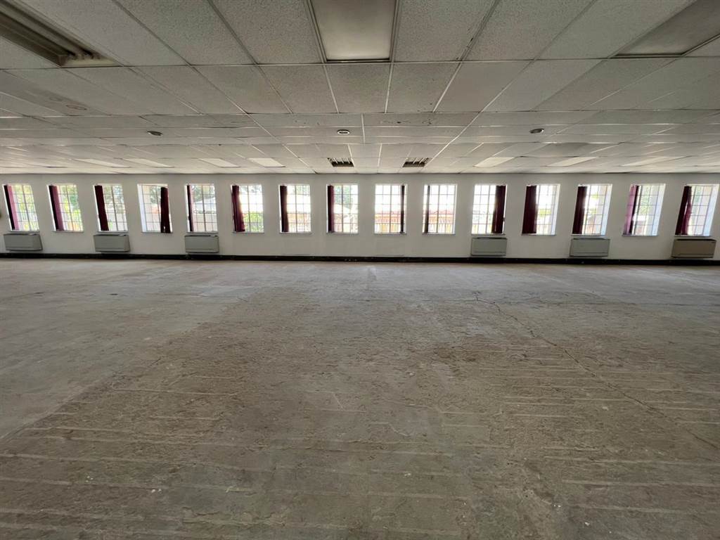198  m² Commercial space in Florida North photo number 7