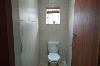 4 Bed House in Welkom photo number 15