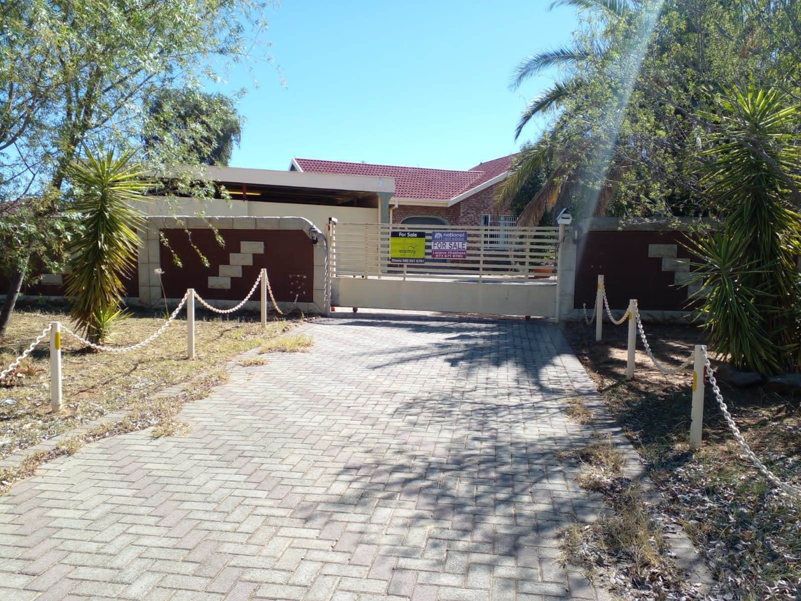 4 Bed House in Welkom photo number 7