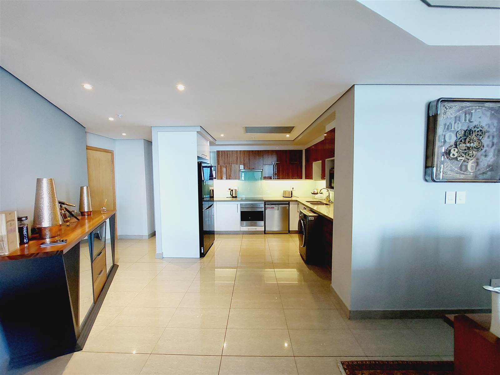 4 Bed Apartment in Umhlanga Rocks photo number 21