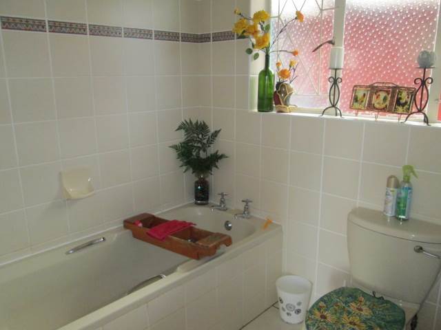4 Bed House in Howick photo number 19