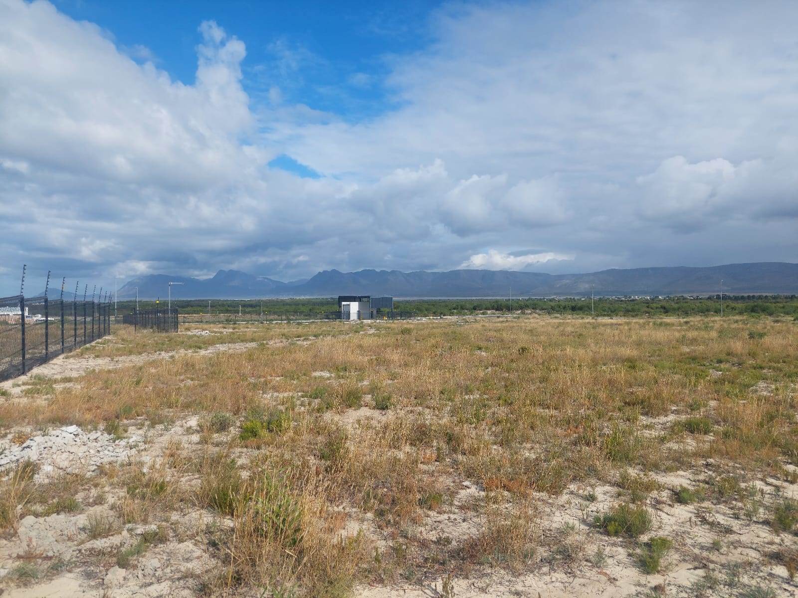 1759 m² Land available in Hawston photo number 1