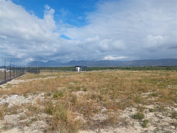 1759 m² Land available in Hawston