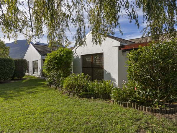 3 Bedroom House 3 Bedroom House
