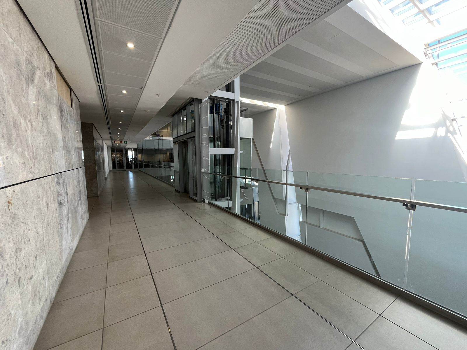 380  m² Commercial space in Sandown photo number 9
