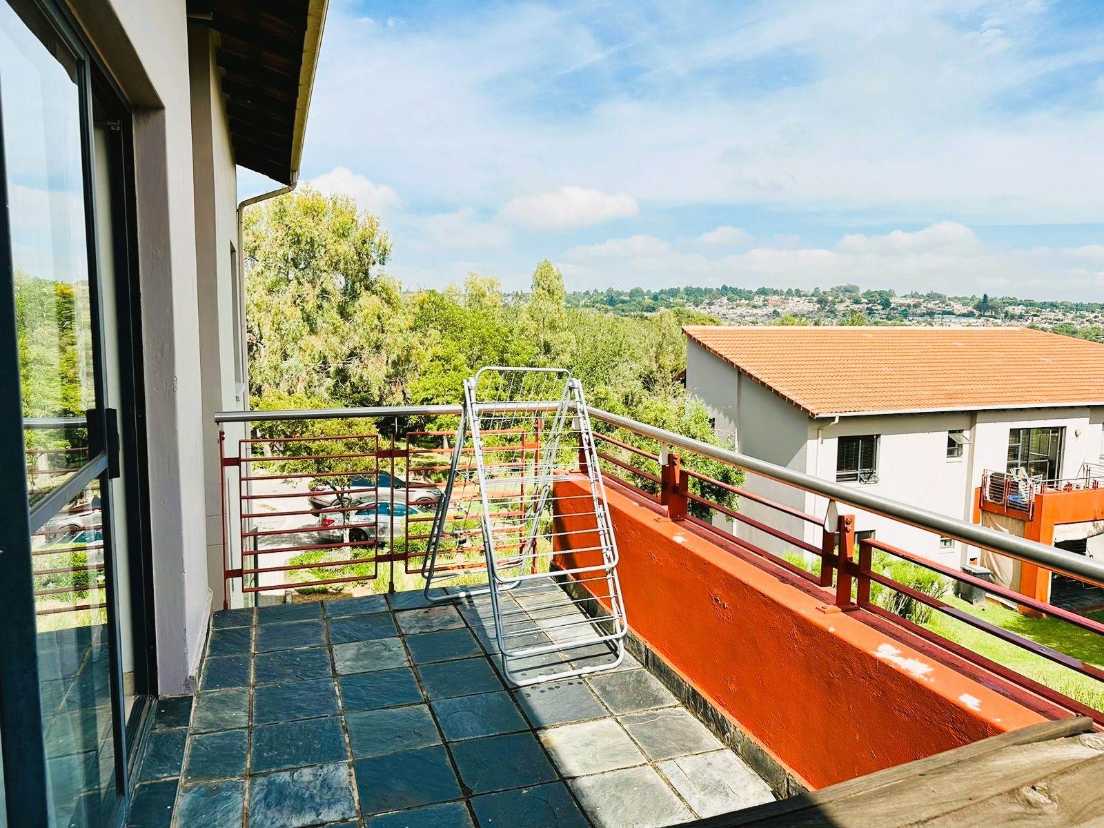 2 Bed Apartment in Roodepoort Central photo number 14
