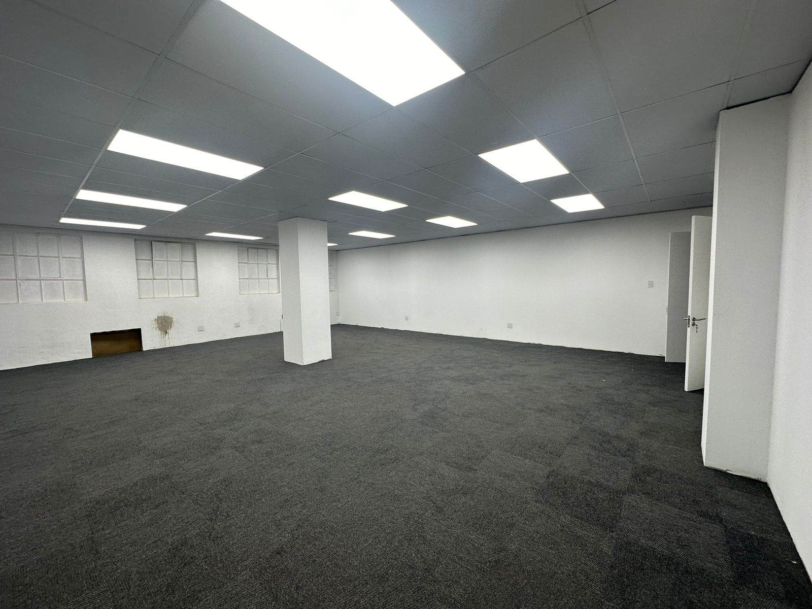75  m² Commercial space in New Redruth photo number 6
