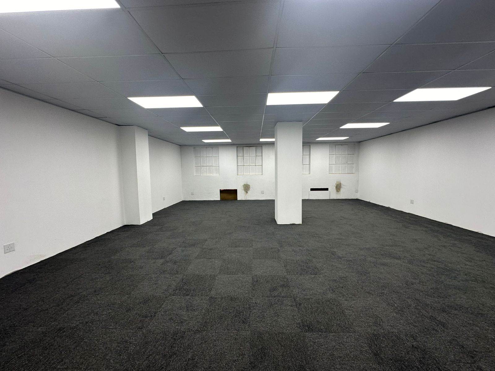 75  m² Commercial space in New Redruth photo number 3
