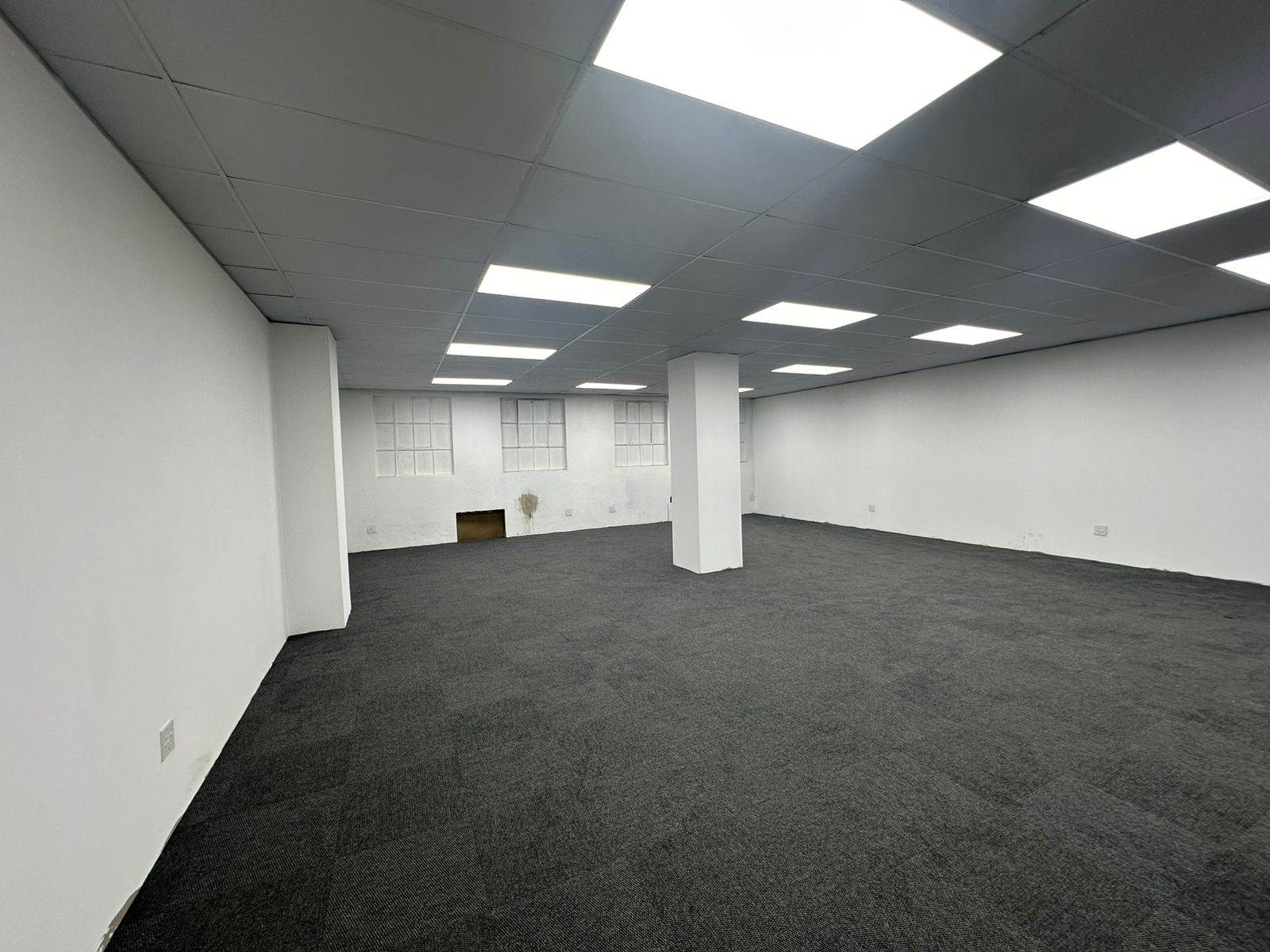 75  m² Commercial space in New Redruth photo number 13