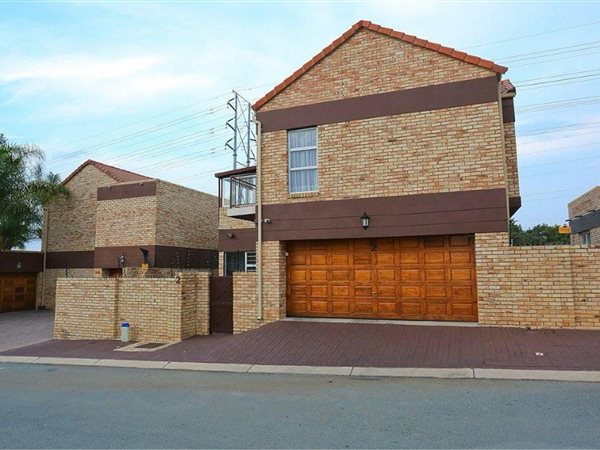 4 Bed Townhouse