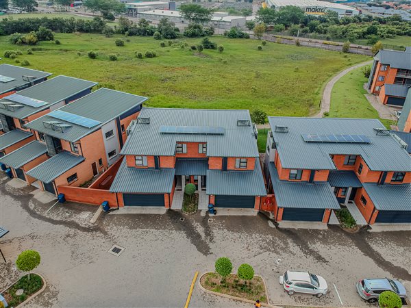 3 Bedroom Townhouse 3 Bedroom Townhouse