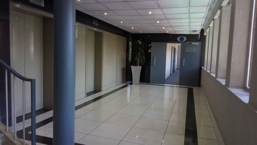 34  m² Office Space in Pretoria Central photo number 4