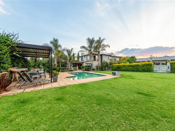 9 Bed House in Rietvlei View