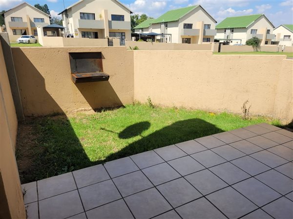 2 Bedroom Townhouse 2 Bedroom Townhouse