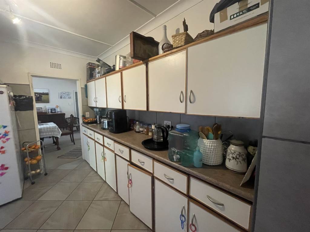 3 Bed House in Ficksburg photo number 4