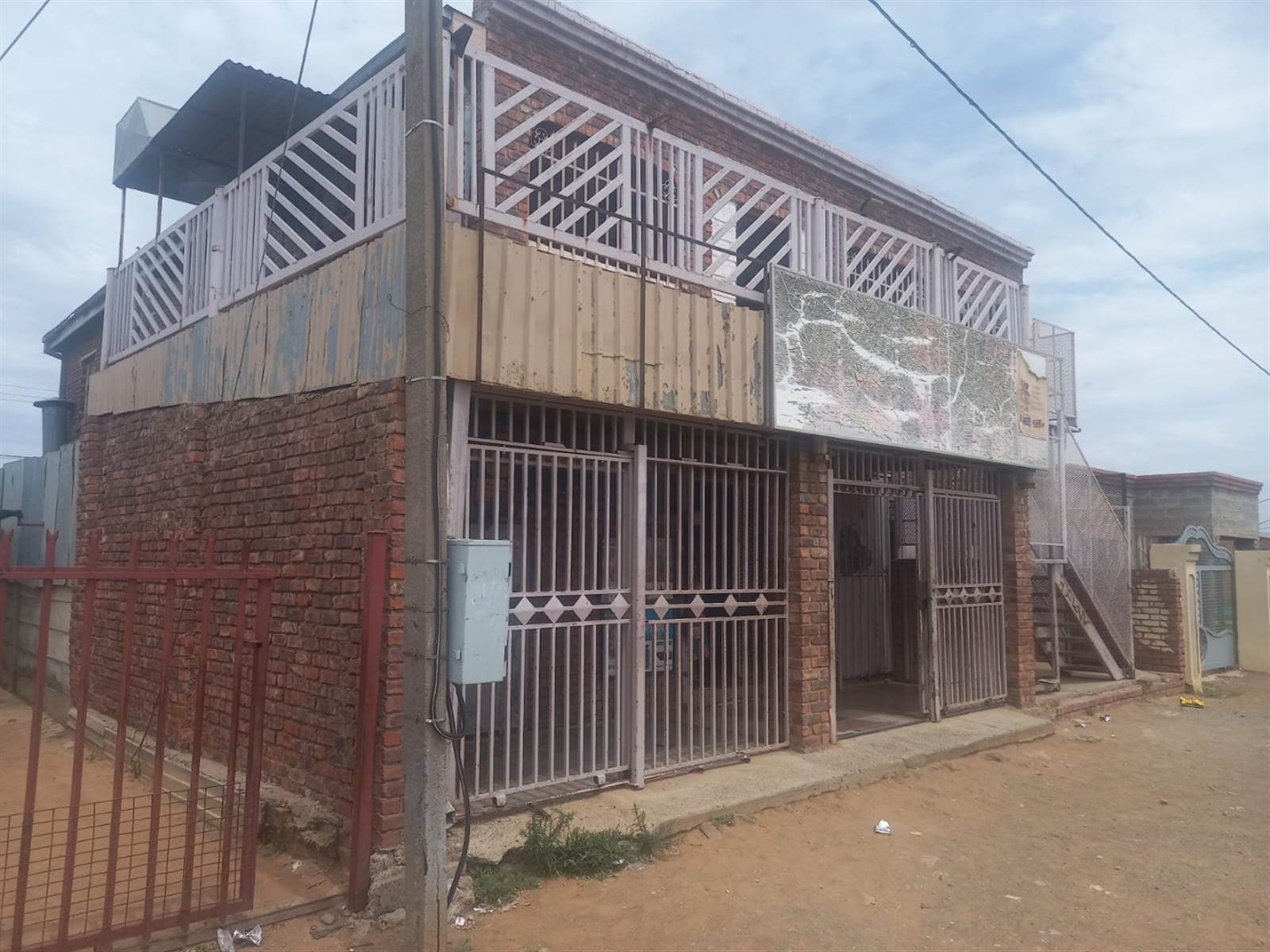 Commercial space in Thabong photo number 6