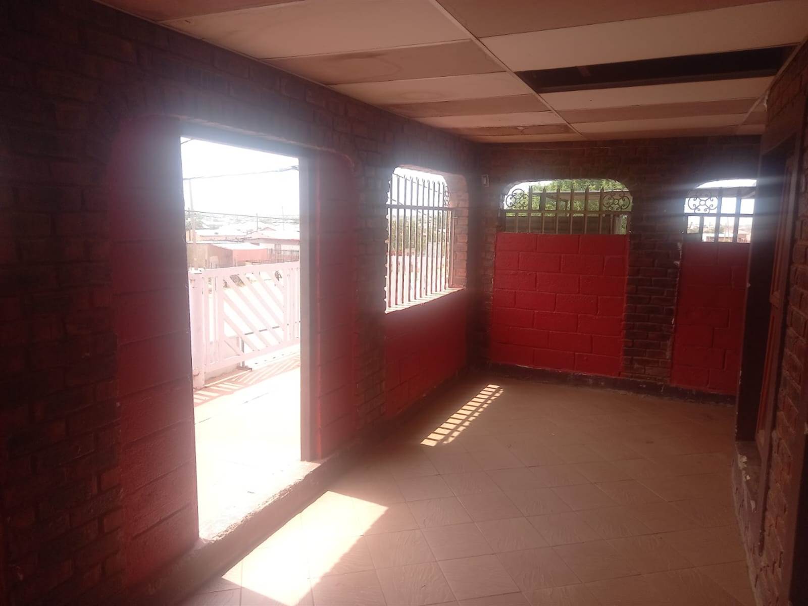 Commercial space in Thabong photo number 13