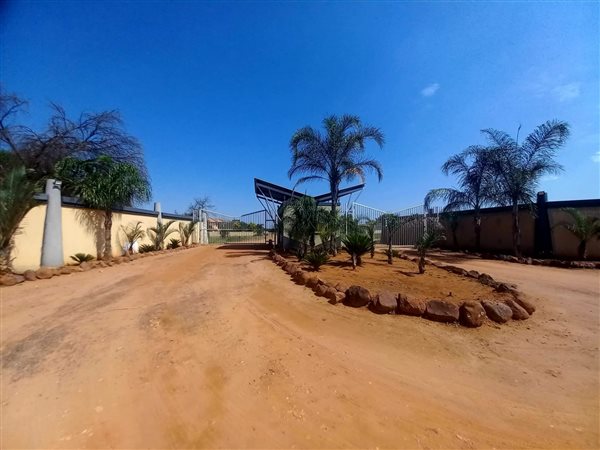 668 m² Land 668 m² Land
