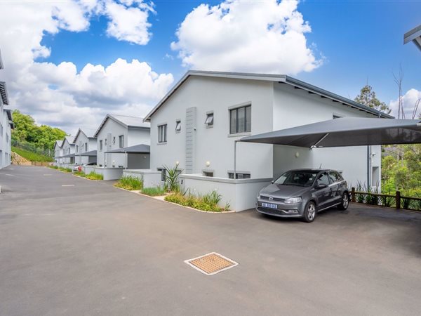 3 Bedroom Townhouse 3 Bedroom Townhouse