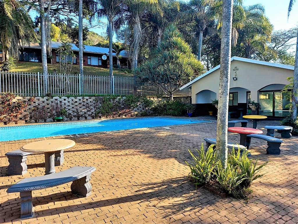 2 Bed Townhouse in Shelly Beach photo number 13