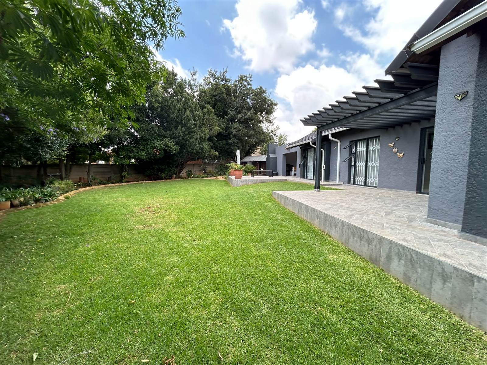 4 Bed House in Glen Marais photo number 27