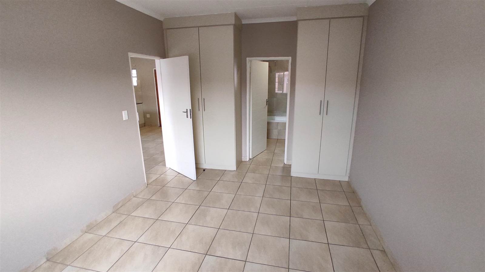 2 Bed Apartment in Annlin photo number 7