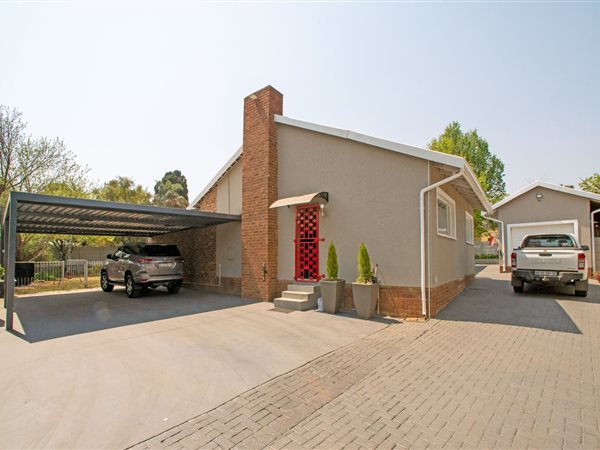 4 Bed House